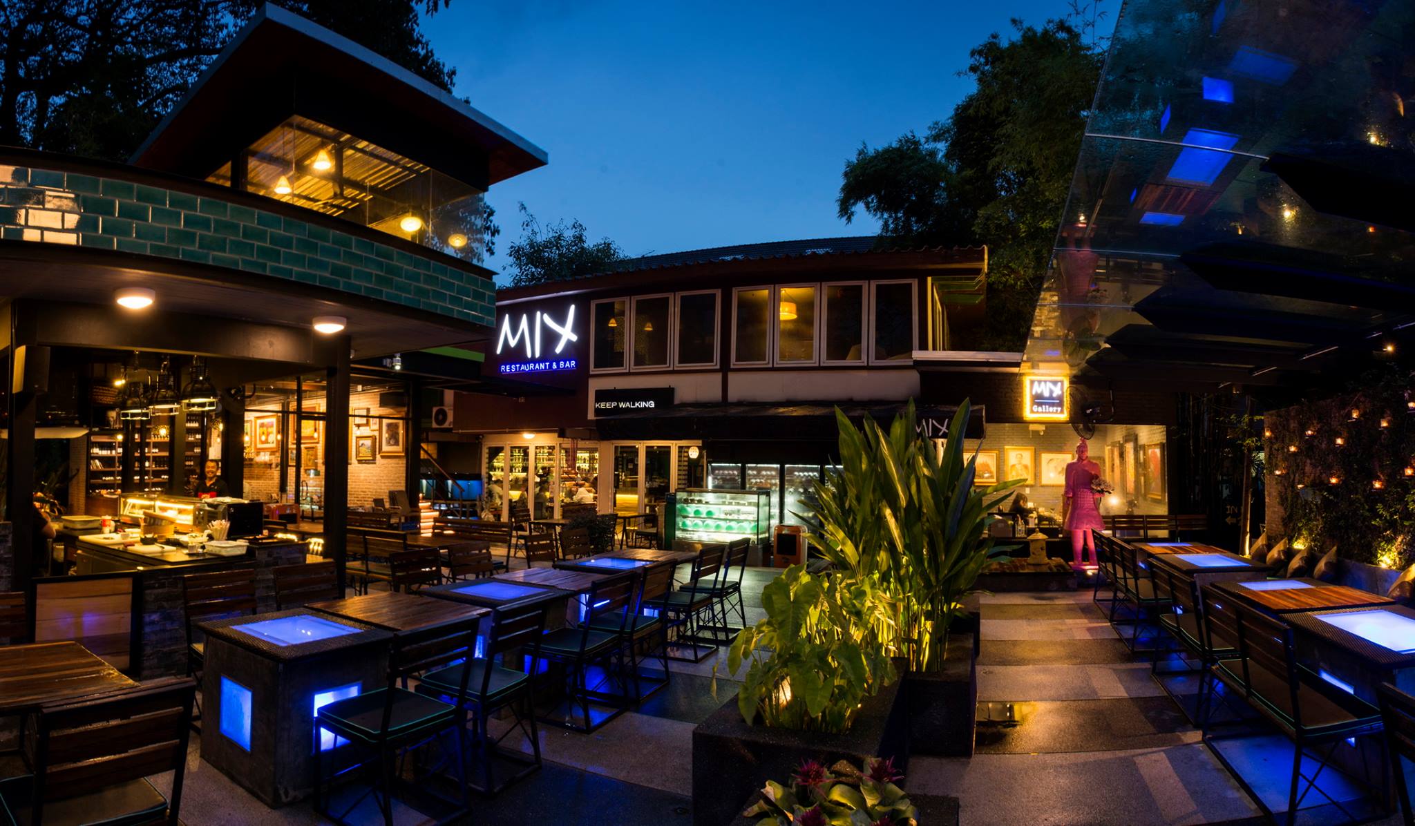มิกซ์ เรสทัวรอง แอนด์ บาร์  (Mix Restaurant & Bar at Chiang Mai) : เชียงใหม่ (Chiang Mai)