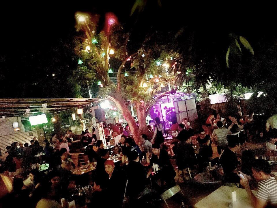 ร้าน ไม่บอก Bar&restaurant (Mai Bok Bar&restaurant) : นครสวรรค์ (Nakhon Sawan)