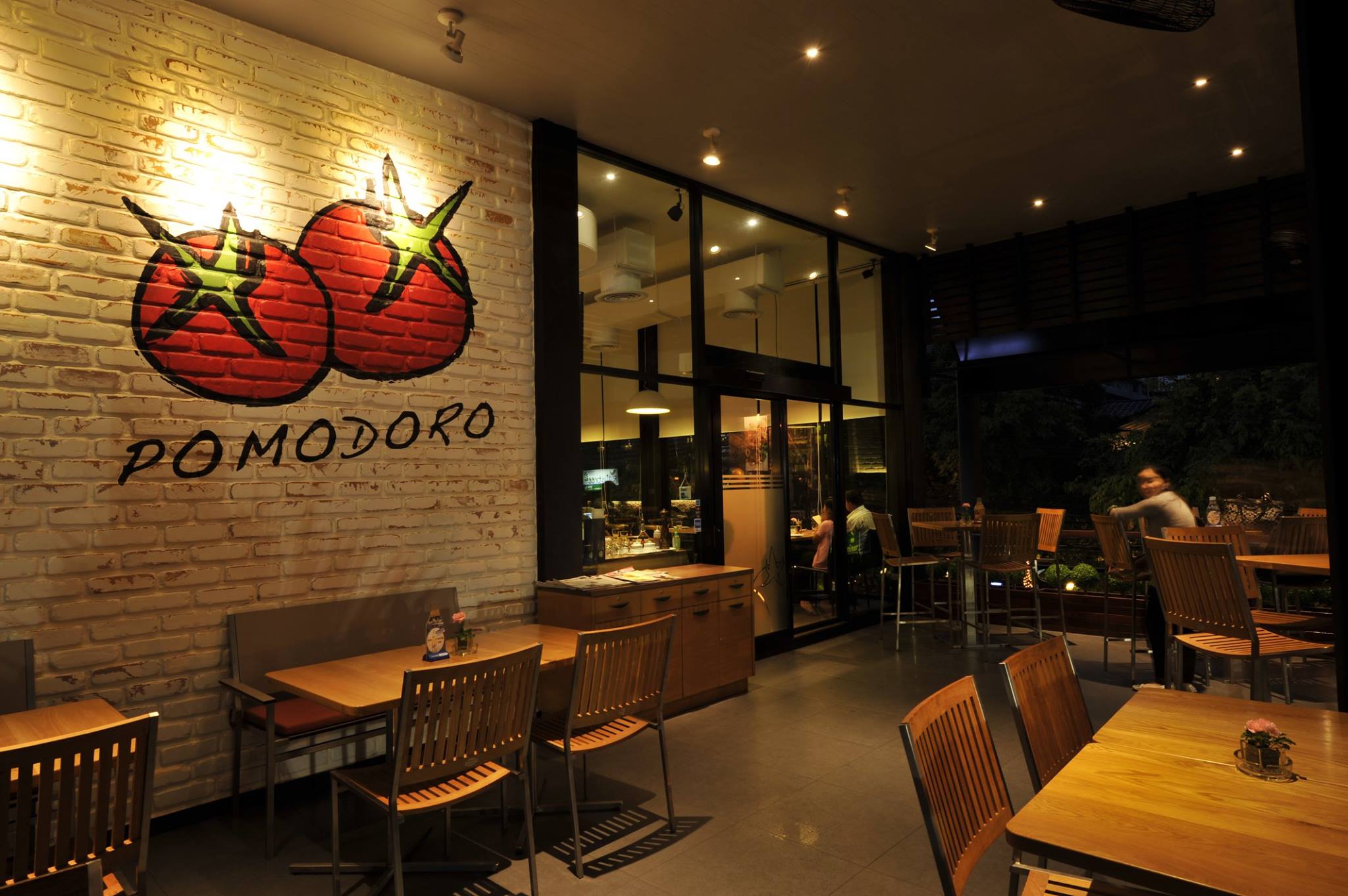โพโมโดโร่ เรสเตอรองท์ (Pomodoro Restaurants Bangkok) : กรุงเทพมหานคร (Bangkok)