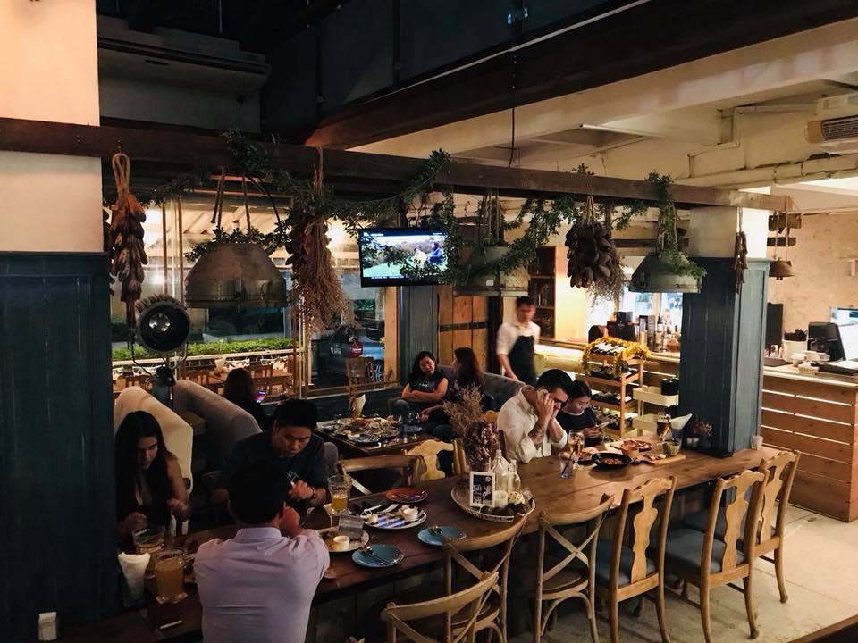 มาย คอร์เนอร์ ไดร แอนด์ เลาจน์ (My Corner Dine & Lounge) : กรุงเทพมหานคร (Bangkok)