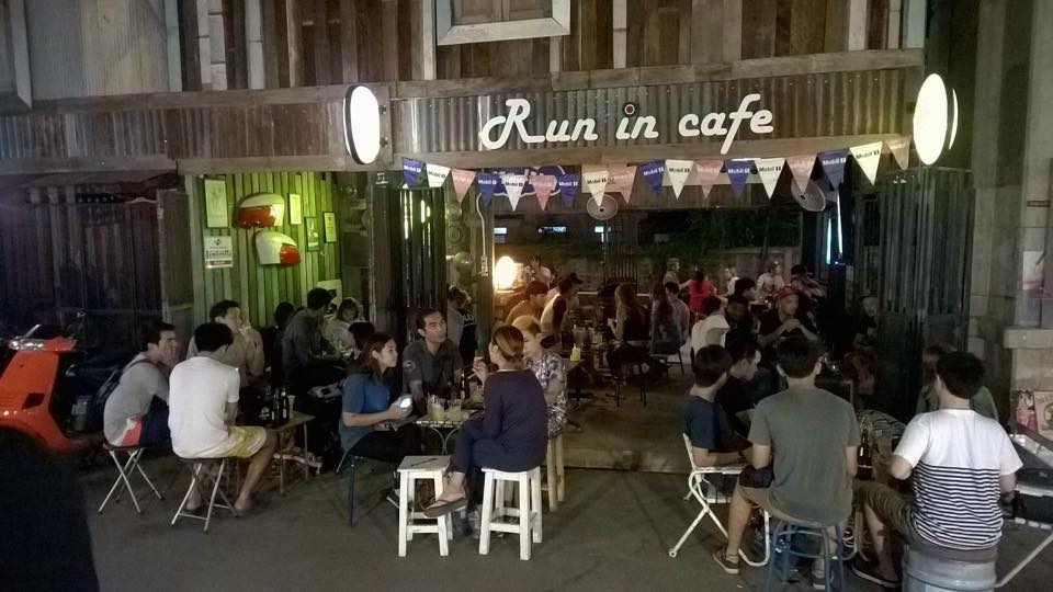 Run in cafe' (รันอิน คาเฟ่) : Bangkok (กรุงเทพมหานคร)