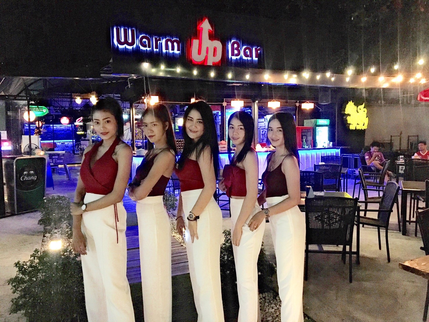 Warm up bar Trang (วอร์มอัพ บาร์ ตรัง) : Trang (ตรัง)