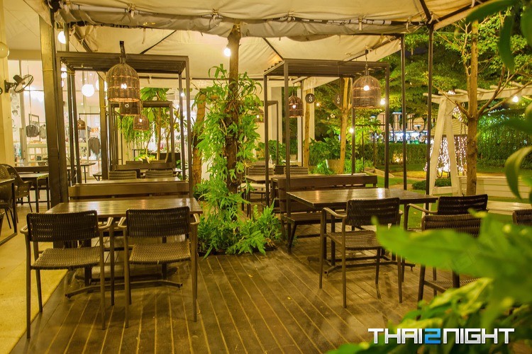 Mellow Garden Wine&Dine Restuarant (เมลโล่ การ์เด้น ไวน์) : Bangkok (กรุงเทพมหานคร)