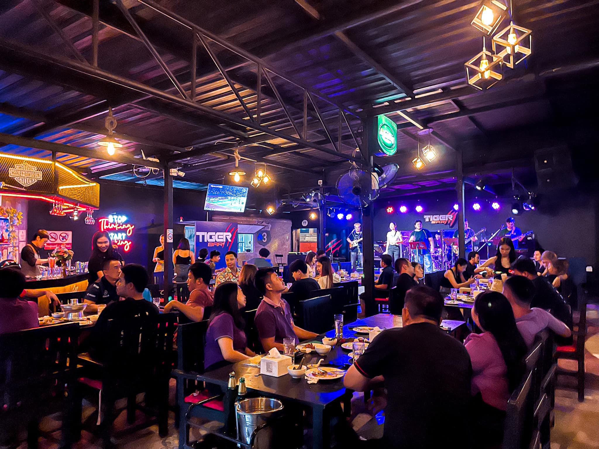 ไทเกอร์ บาร์ Chiangrai (Tiger Bar Chiangrai) : เชียงราย (Chiang Rai)