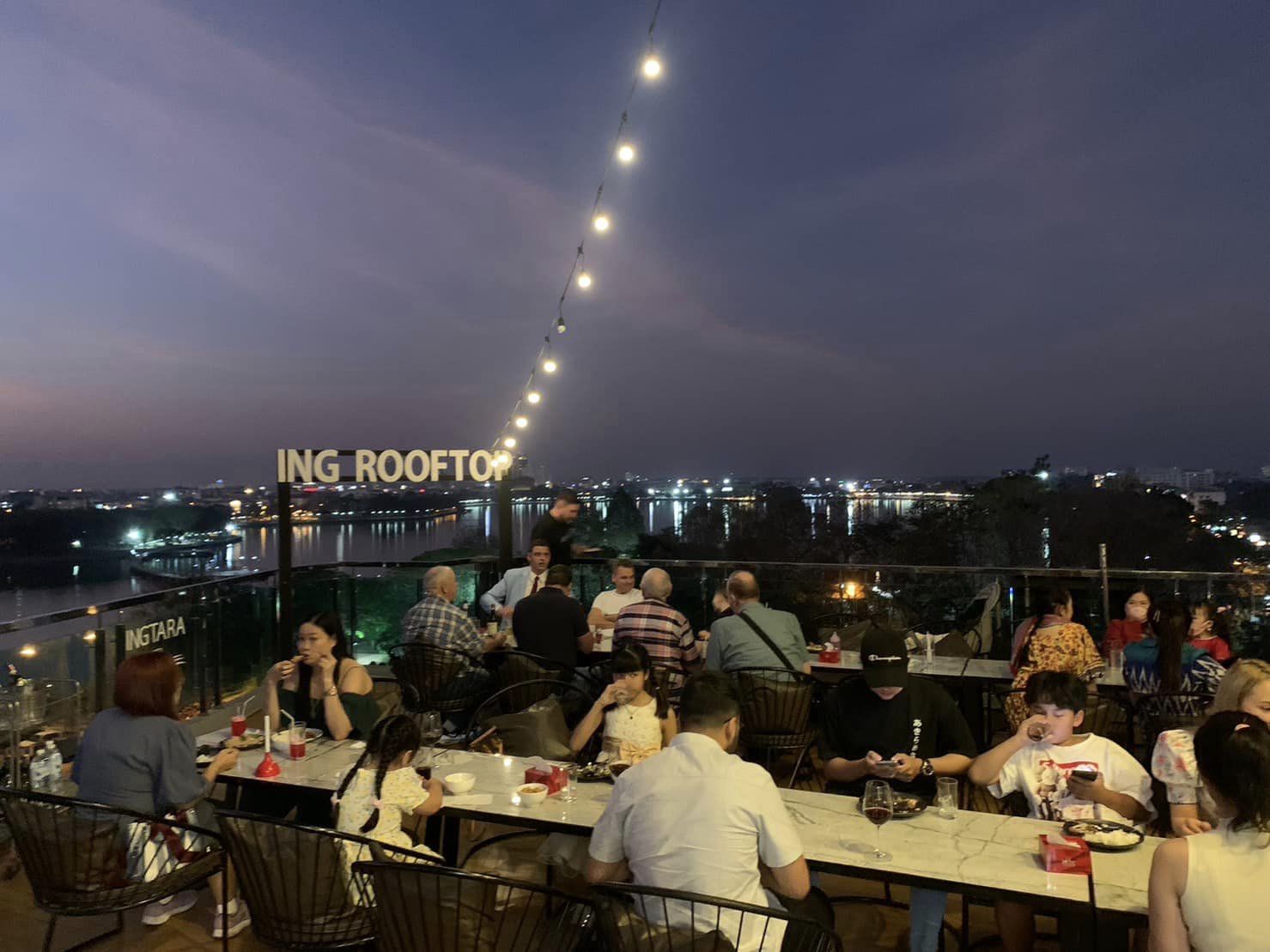 Ing Rooftop Restaurant (Ing Rooftop Restaurant) : Khon Kaen (ขอนแก่น)