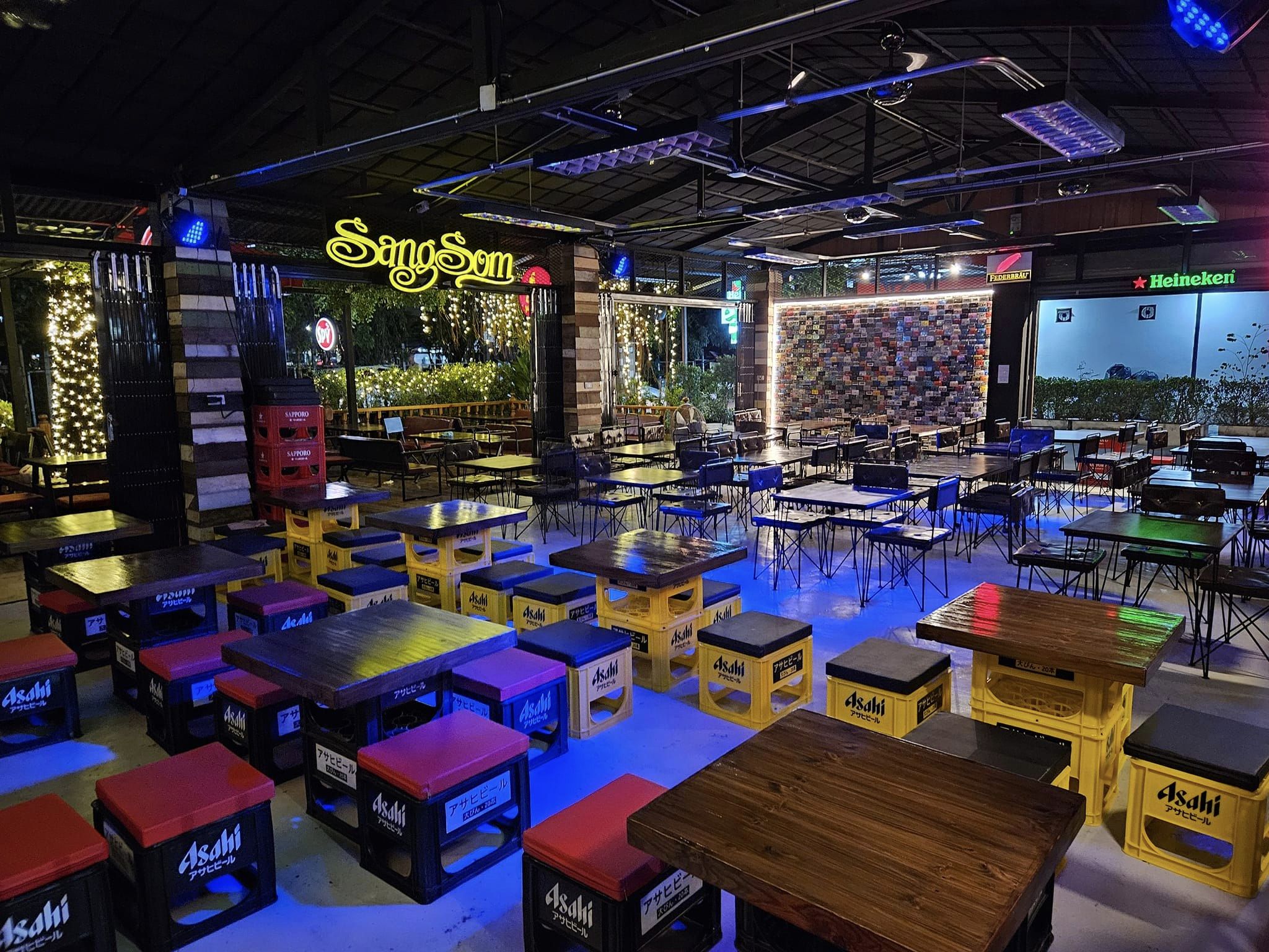 Cheam Bar (เฉิ่ม บาร์) : Bangkok (กรุงเทพมหานคร)