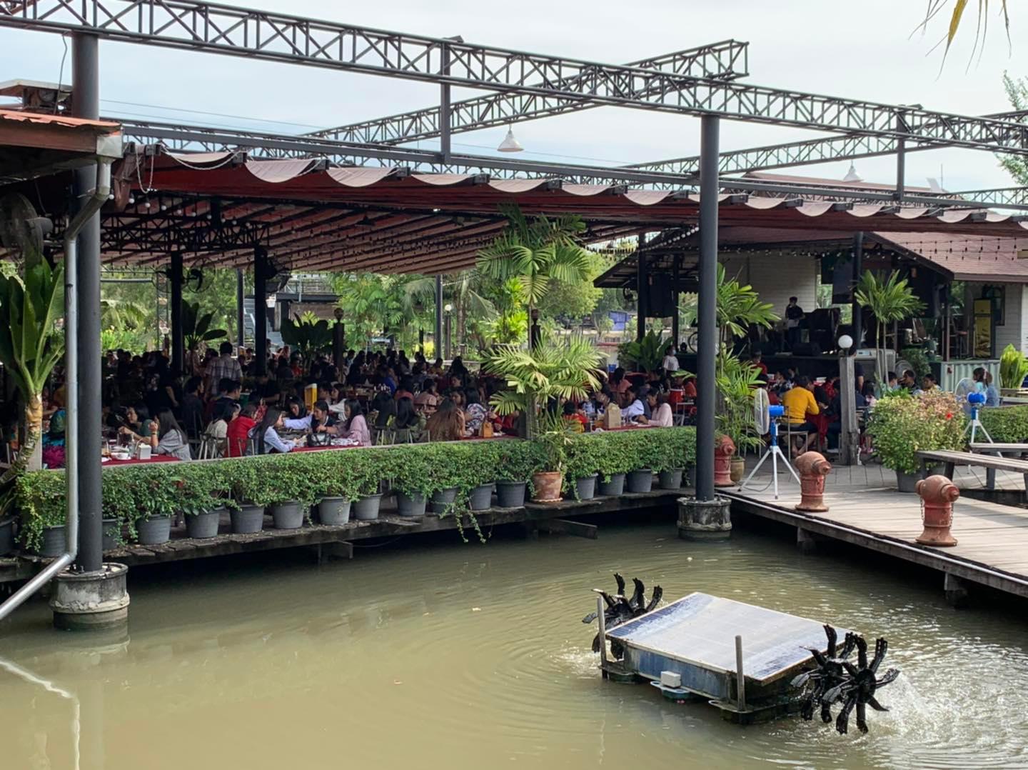 สวนอาหารลุงนวย (Lungnuay Restaurant) : พระนครศรีอยุธยา (Phra Nakhon Si Ayutthaya)
