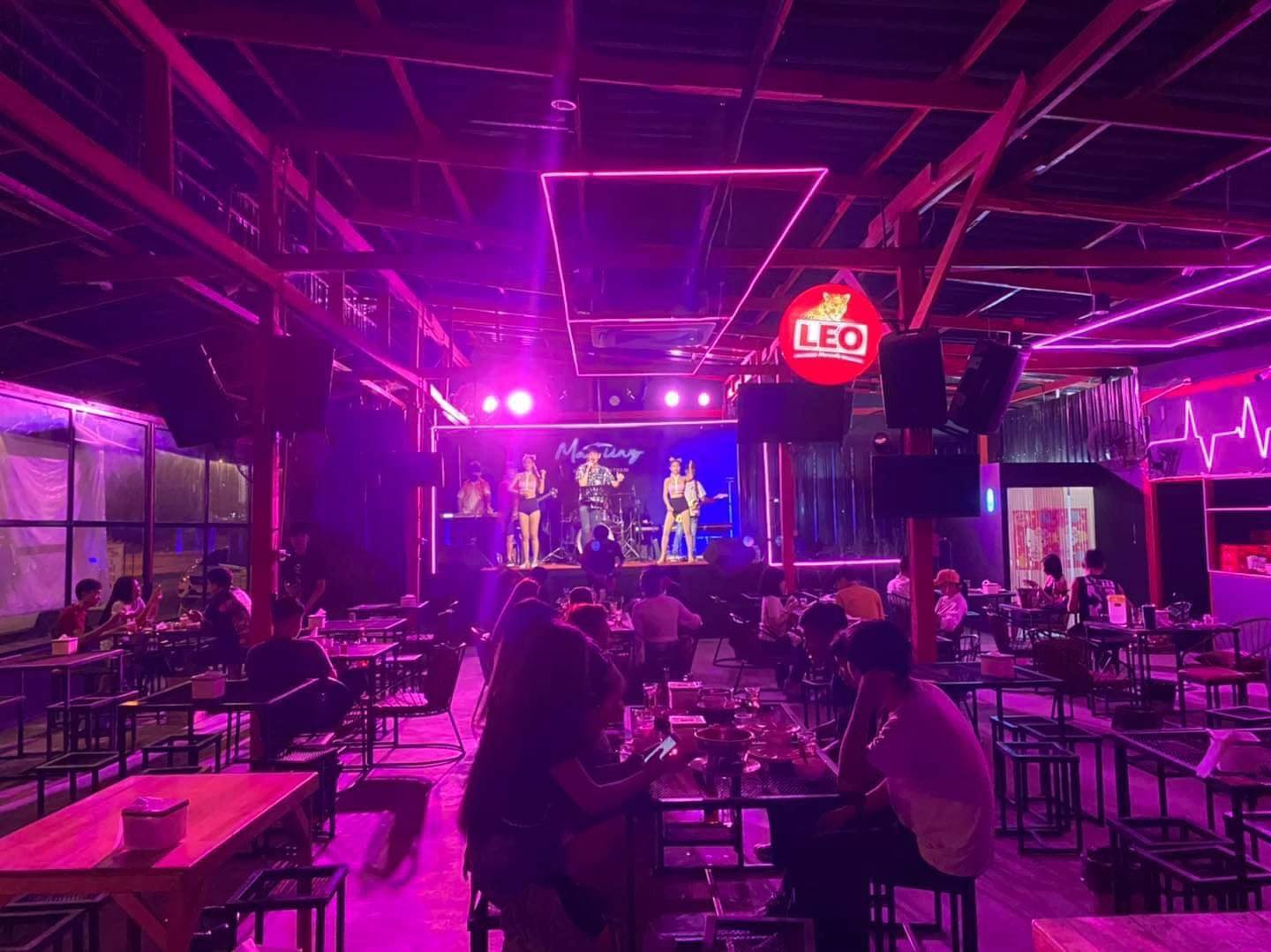 MaFiinz Music & Restaurant (มาฟิน Music & Restaurant) : Ubon Ratchathani (อุบลราชธานี)