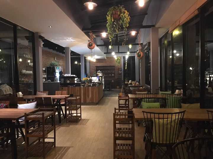 สมายล์ วอเตอร์ไซด์