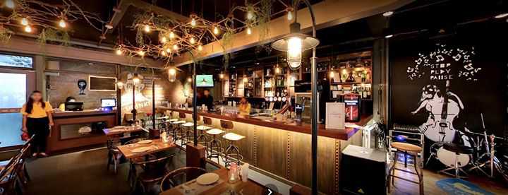 7th Street Bar & Bistro