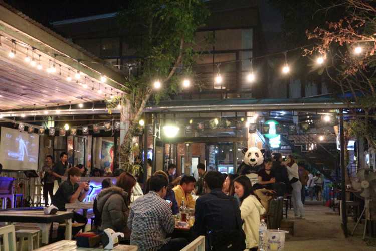 โสเหล่ ณ ธาตุพนม