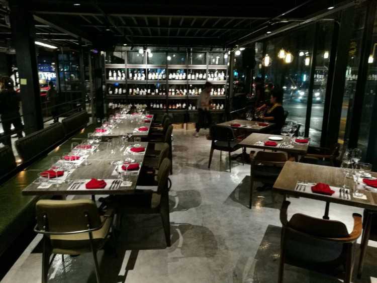 ไวน์ รีพับลิค แบงค็อก