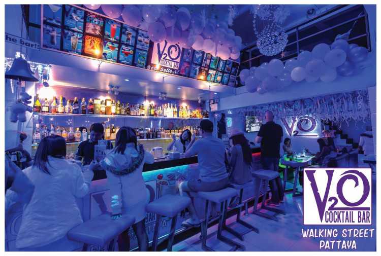 ดิ ไอซ์ คิวบ์ แอท วีทูโอ ค็อกเทล บาร์ พัทยา