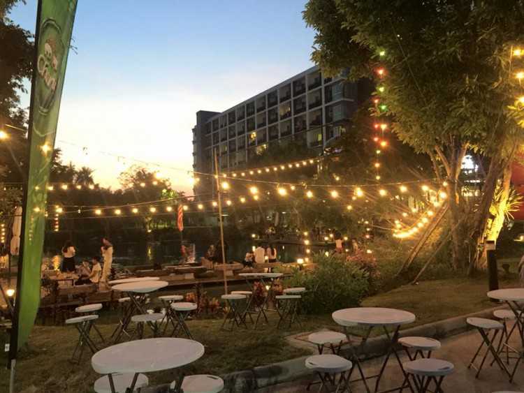 แฮงก้า คาเฟ่