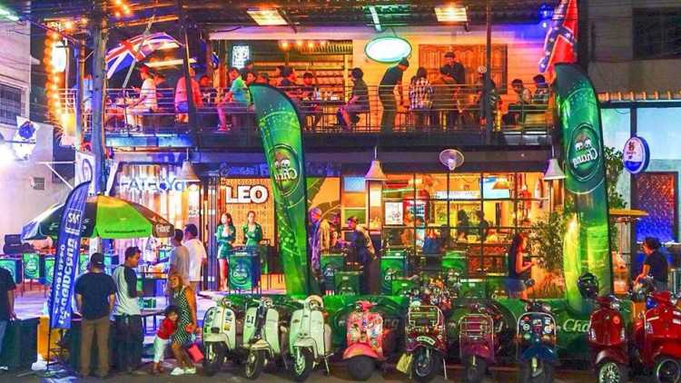 แฟทบอยด์ สุรินทร์