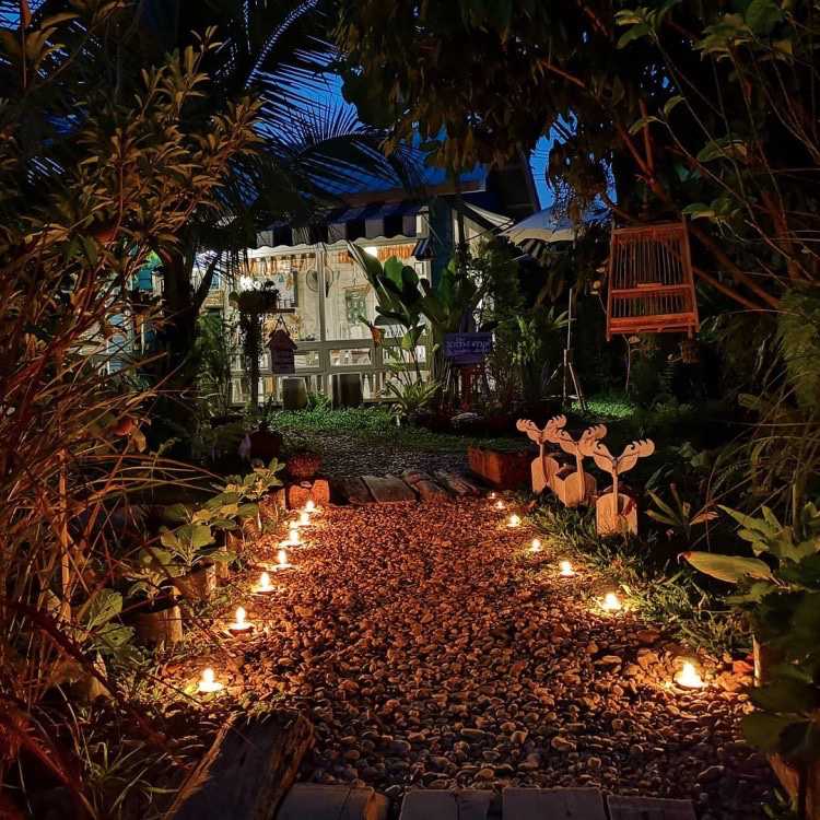 นาอิน คาเฟ่