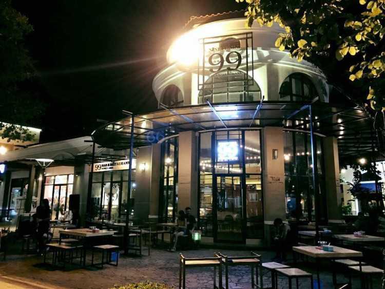 ไนน์ตี้ไนน์ บาร์แอนด์เรสเทอรองท์