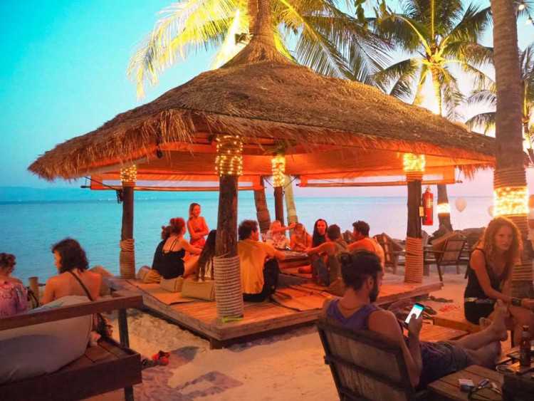 Sunset Walk Koh Phangan