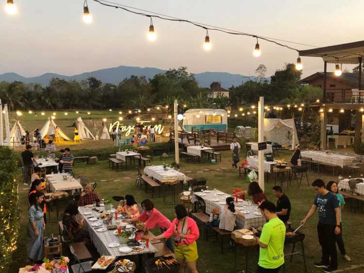 นาหญ้า ฟาร์ม