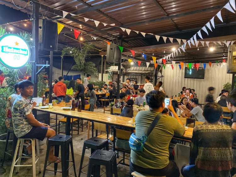 สาหารา คาเฟ่ บาร์แอนด์บิสโทร