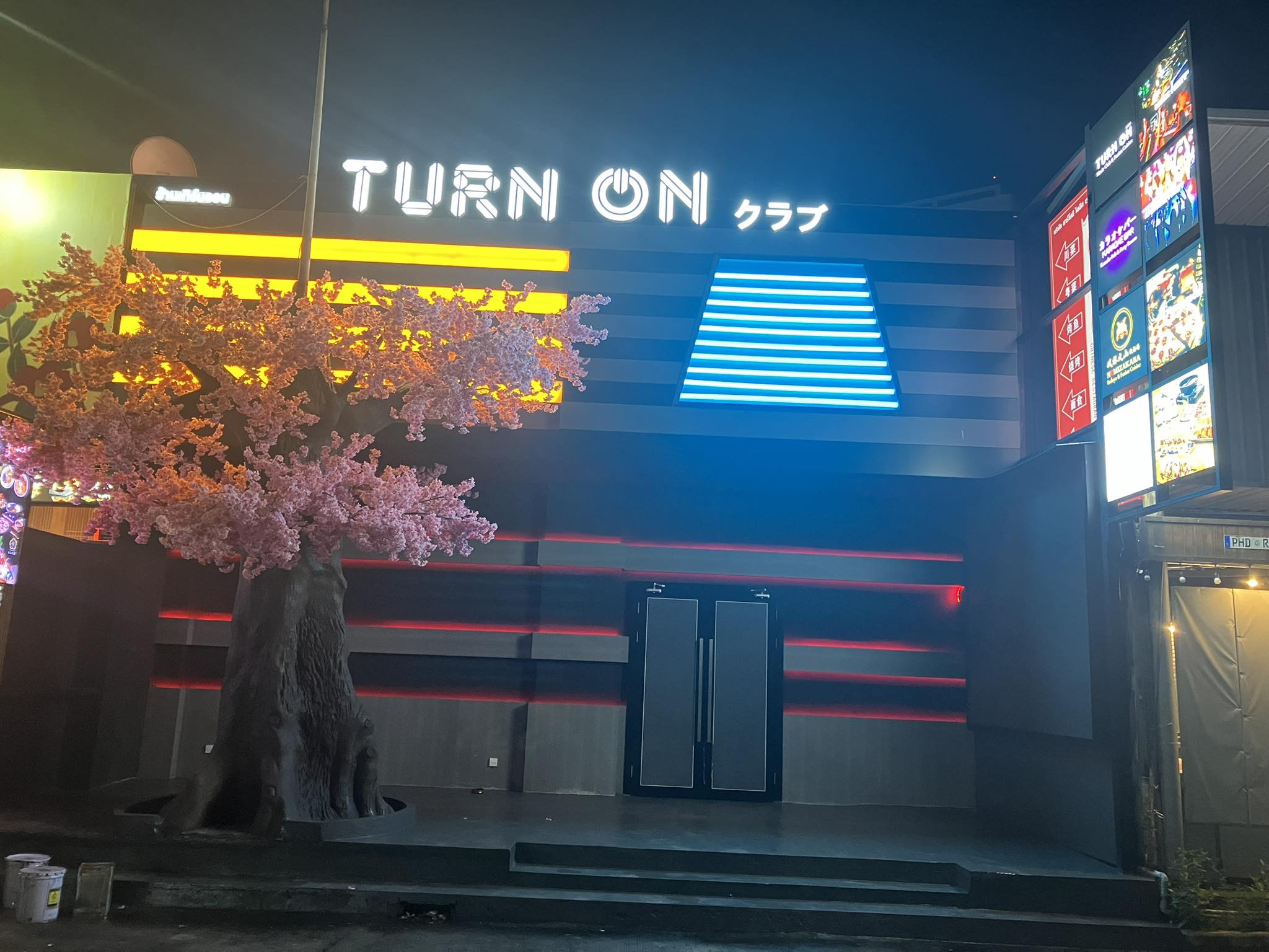 Turn On Music Clubクラブ