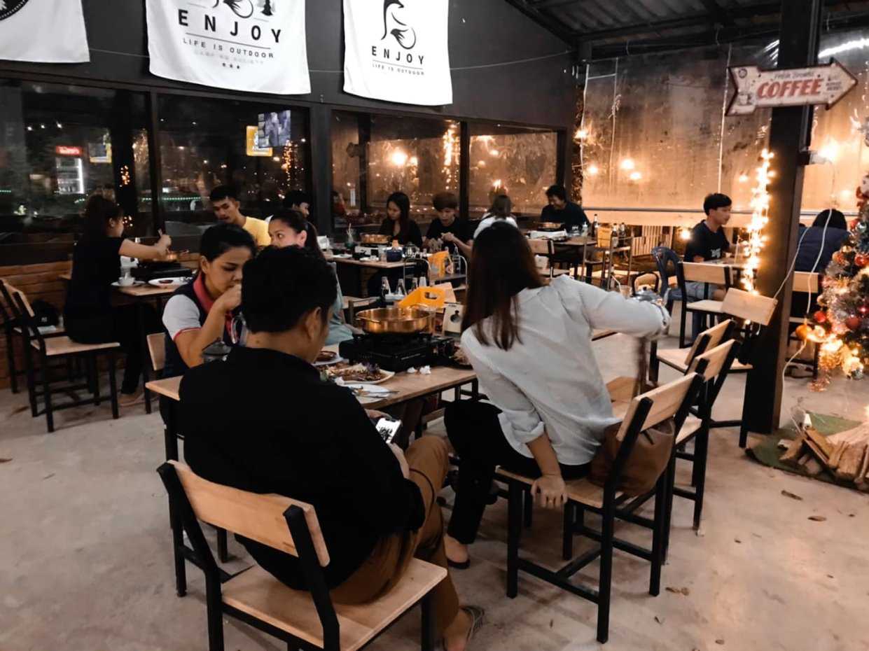 เพลิดเพลิน Campsite คาเฟ่