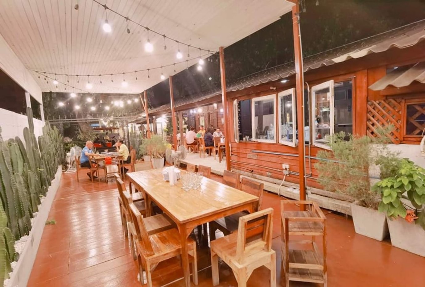 Tu Kab Khao Donmuang