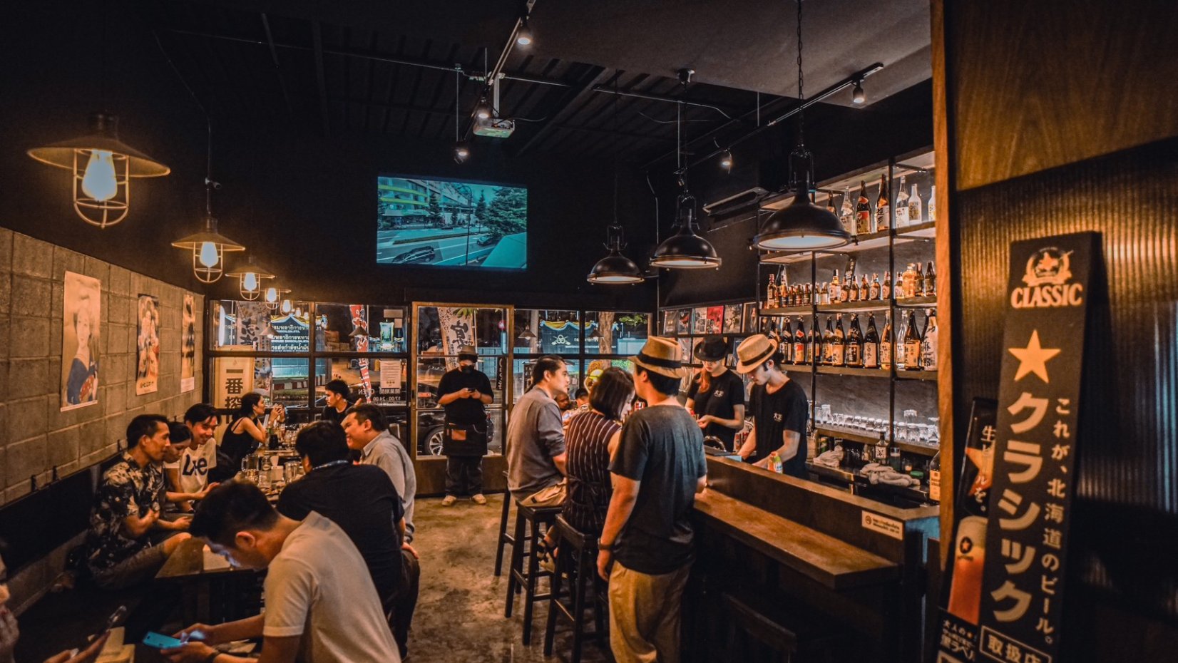 บาร์ แอนด์ อิซากายะ ไทโช สนามบินน้ำ