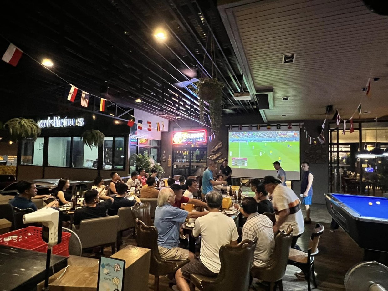 T Guinness Thai Craft Brewed Bar & Bistro