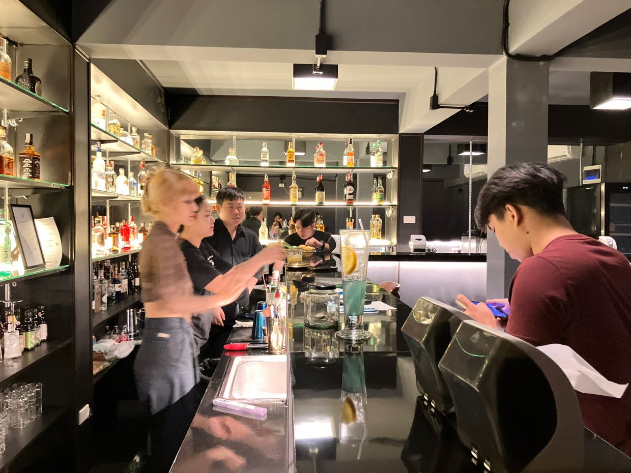 Euphoria Cocktail lounge