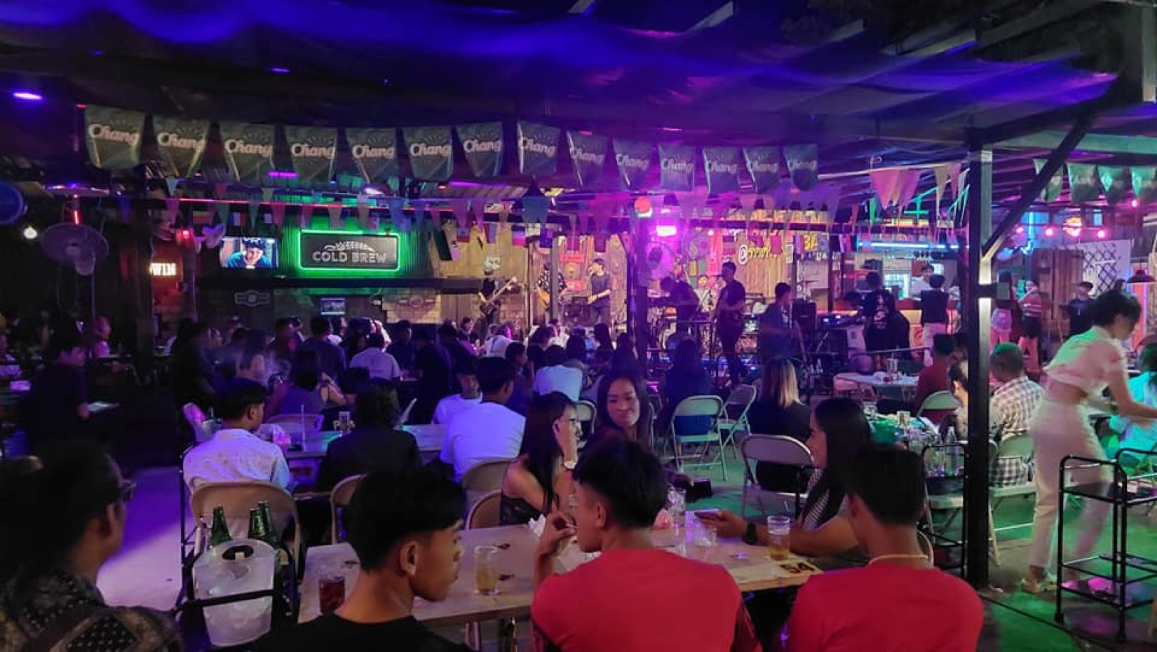 เมามาย แอท ท่าศาลา