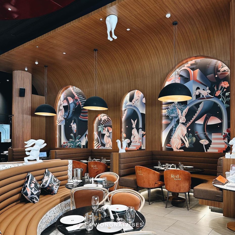 เรดแรบบิท ไดเนอร์ แอนด์ บาร์