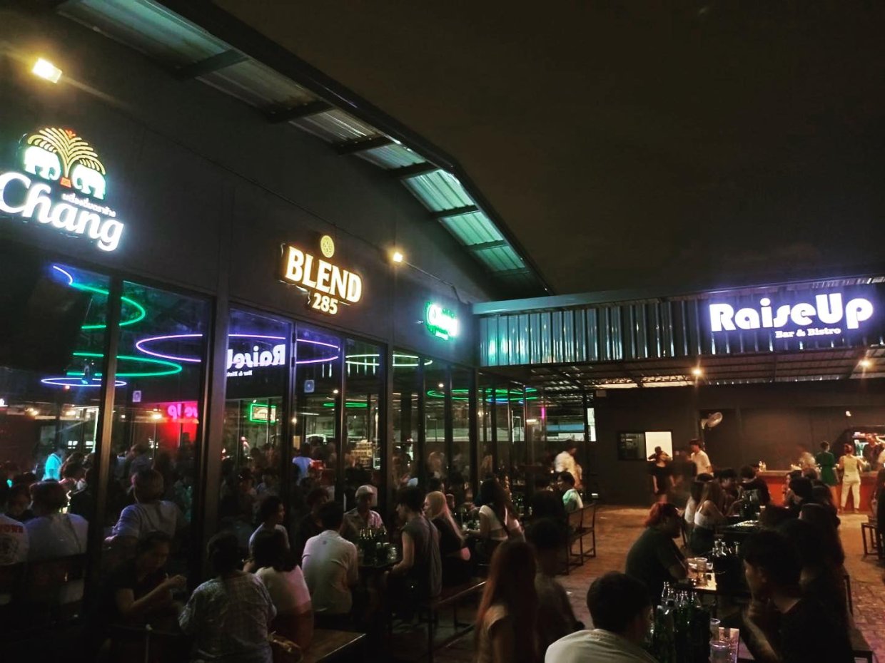 RaiseUp Bar & Bistro