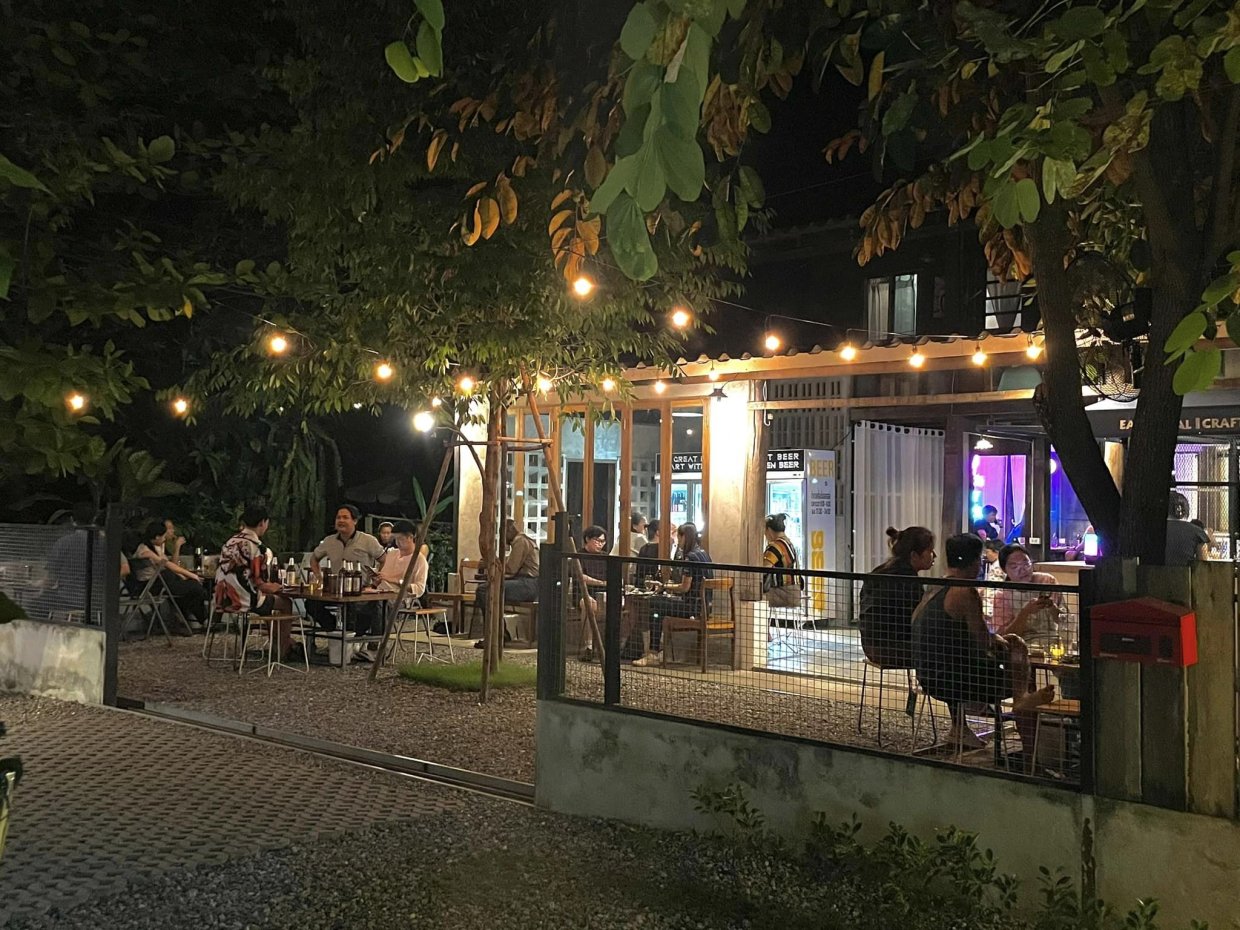 วัน ยัน ค่ำ x ลาบรื่น