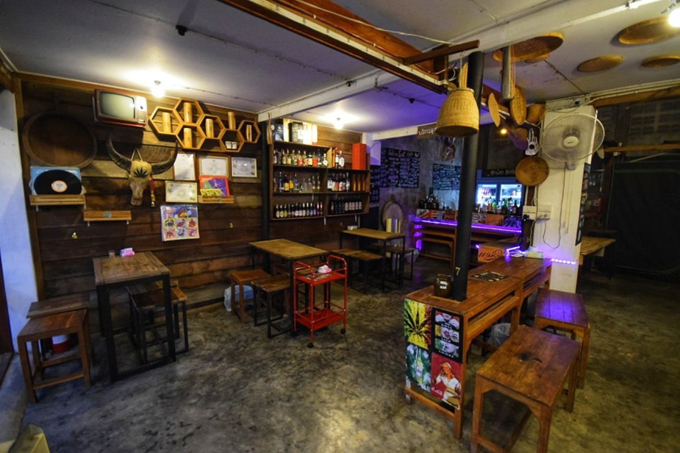 ฮักเลย ฮักกัญ