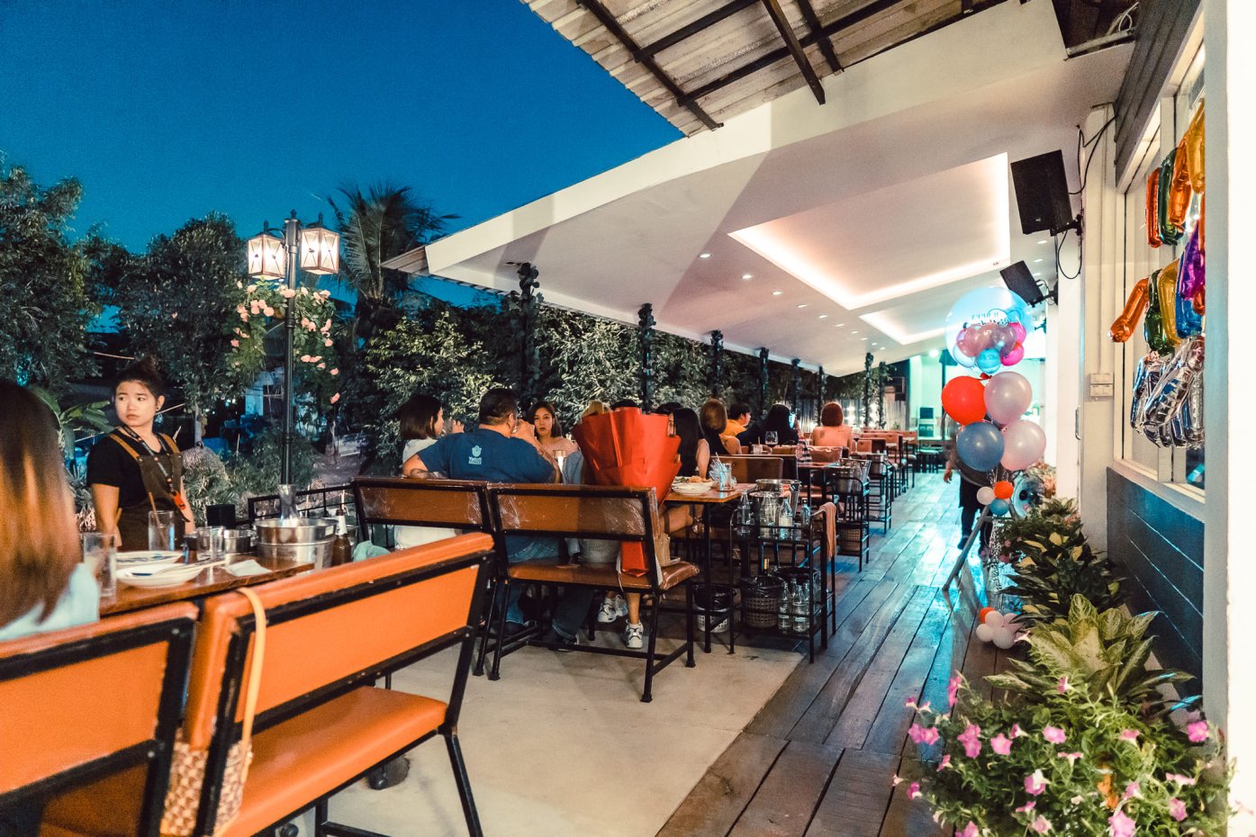 เลค วิว ไนน์ตี้