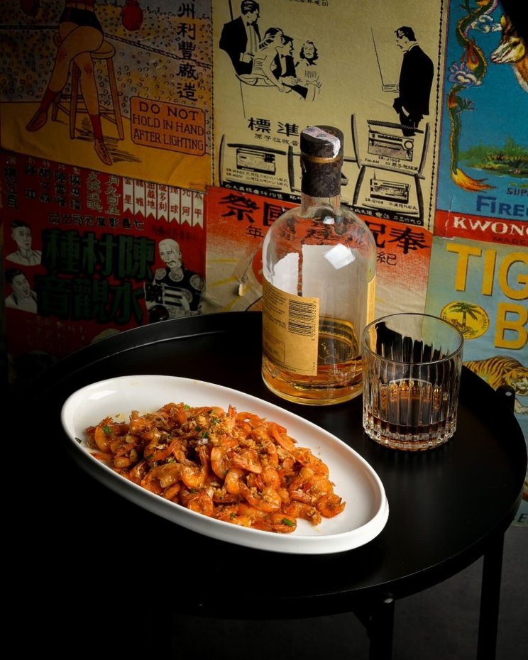 Three Uncle seafood bar Ratchada