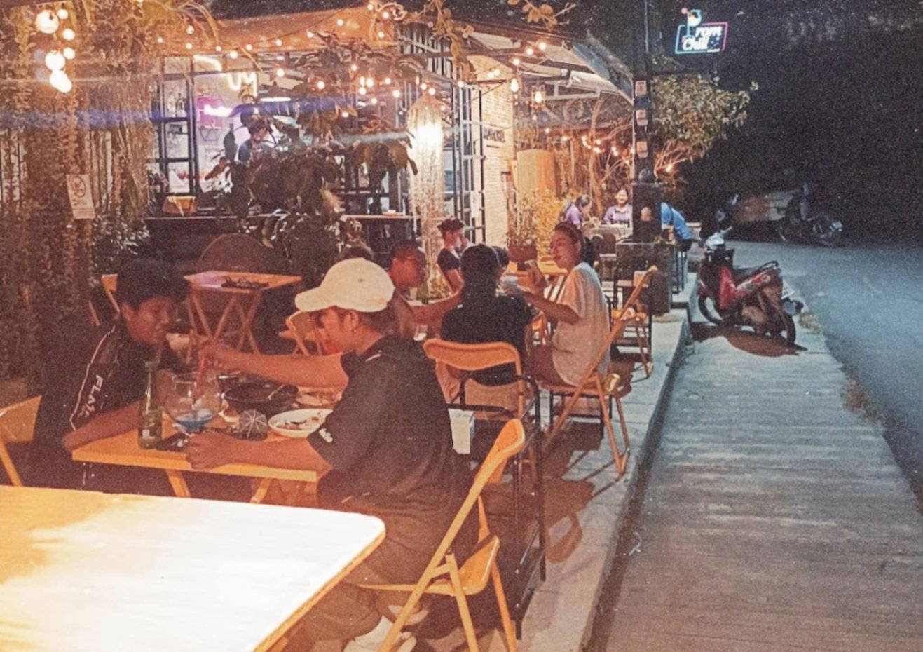 มินิ มิลค์ แอนด์ พรหม ชิลล์