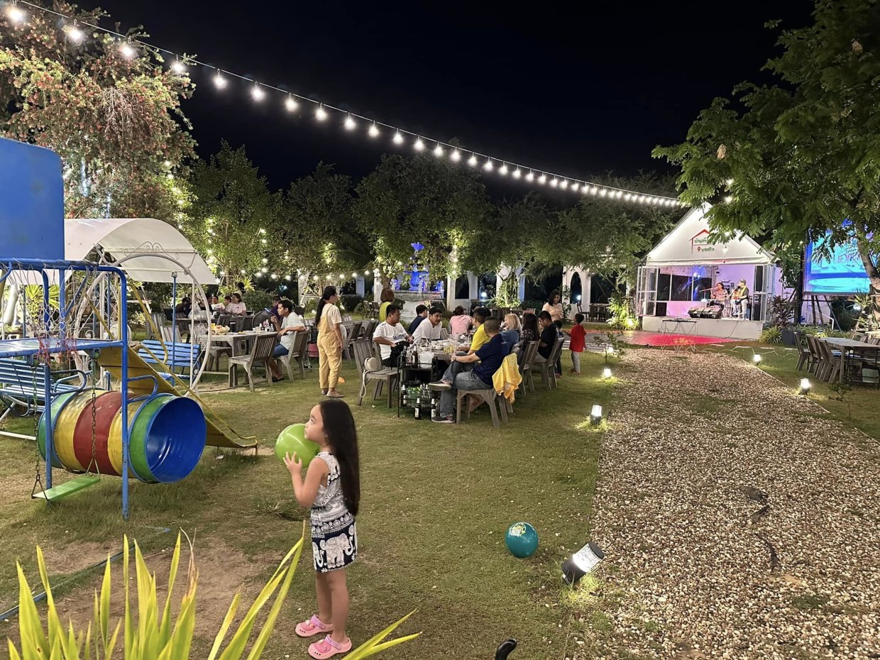 บ้านเพื่อน บางช้าง