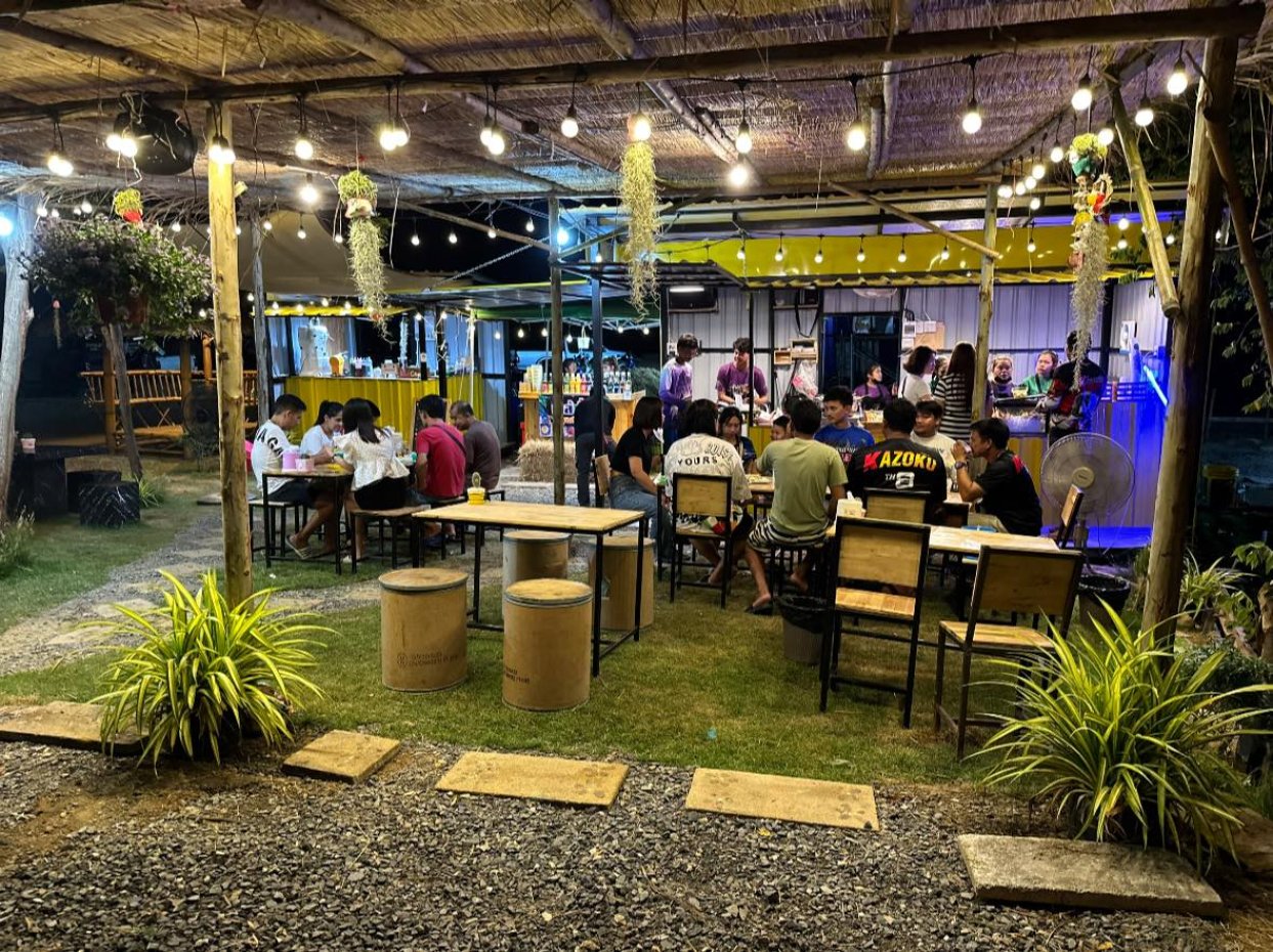 หน้ากองฟาง