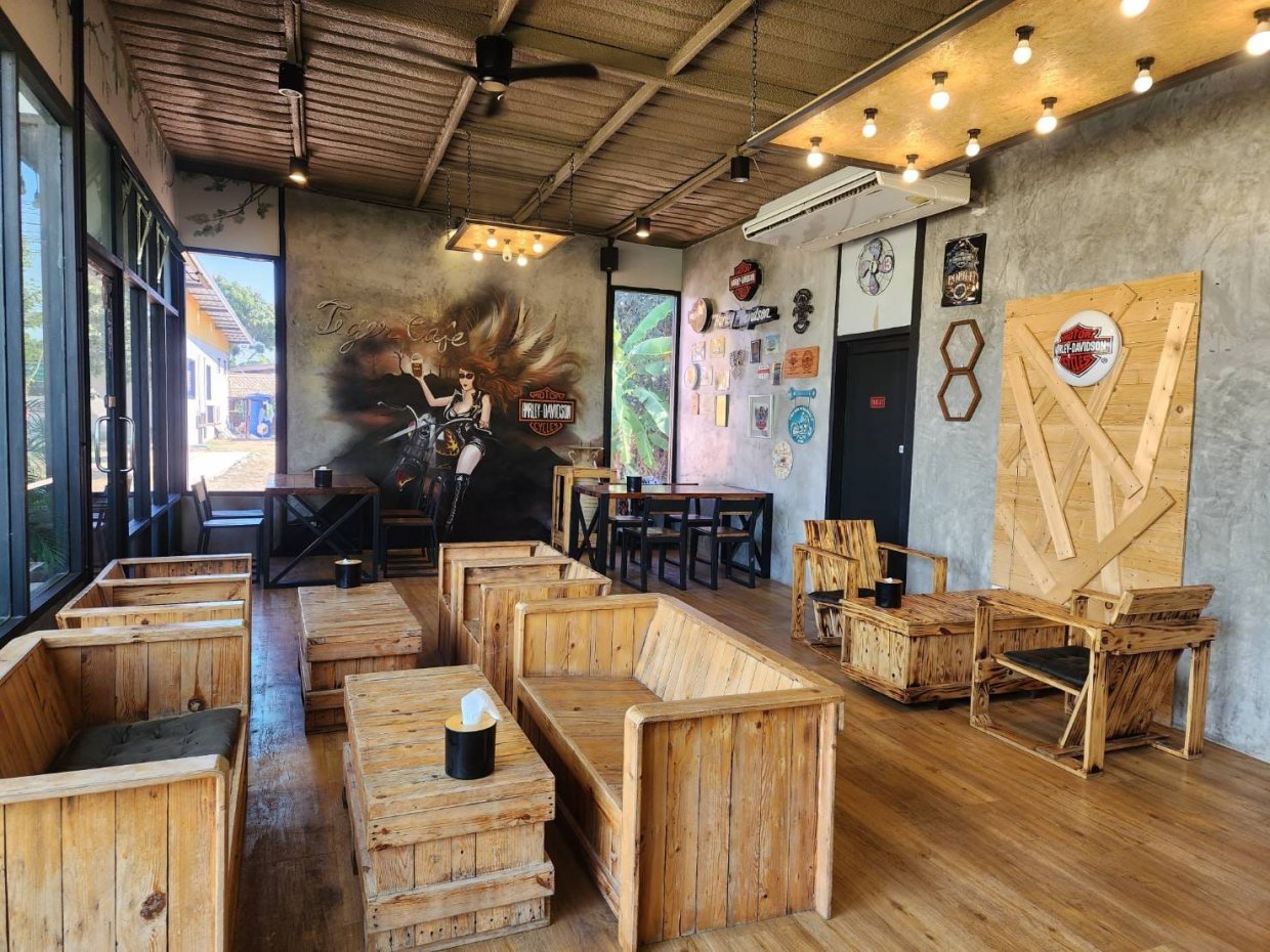 The Tiger cafe' & Panthera Club