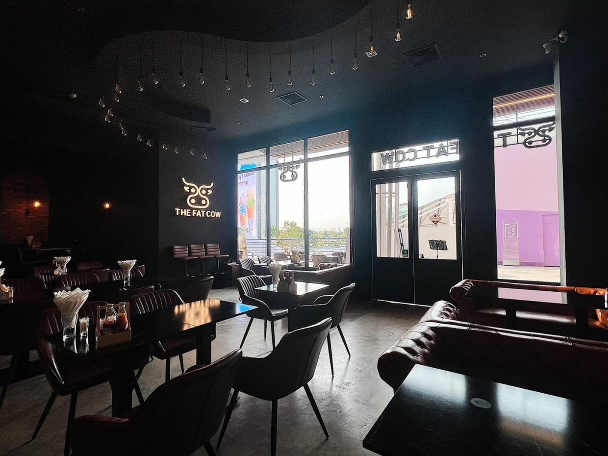 The Fat Cow Ratchaphruek