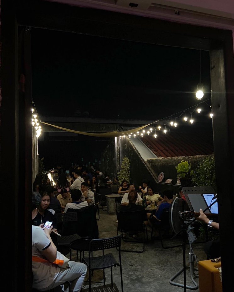 เดอะ ลูฟ บาร์แอนด์โค.