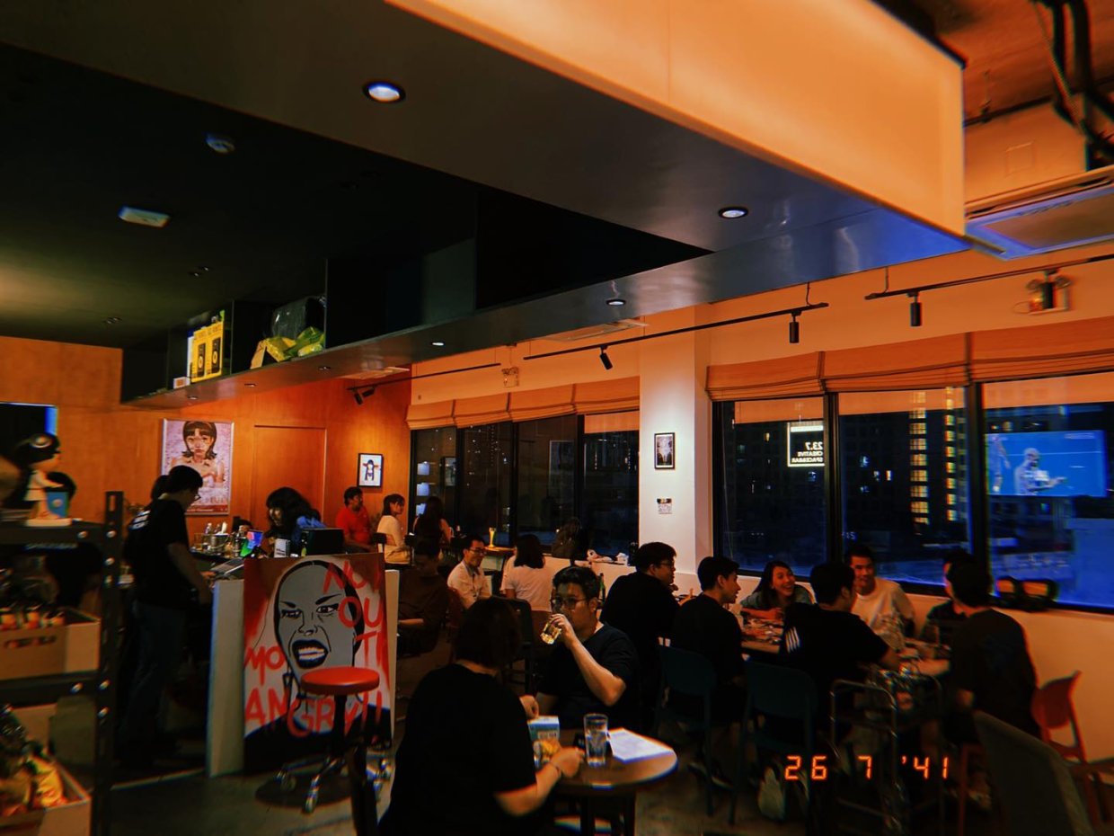 23.7 Creative Space & Bar