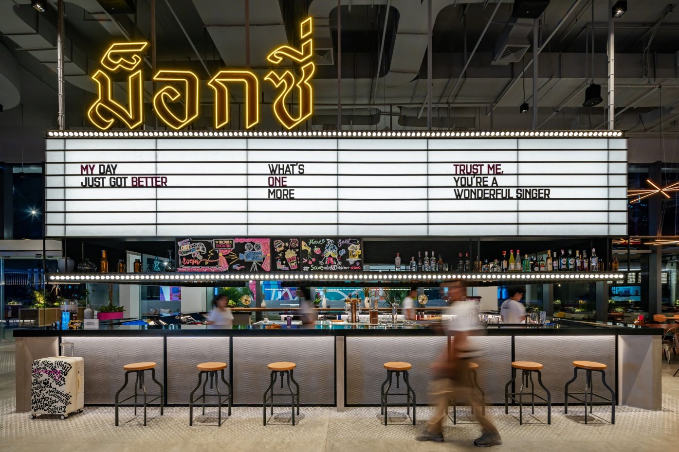 Moxy Bangkok Ratchaprasong