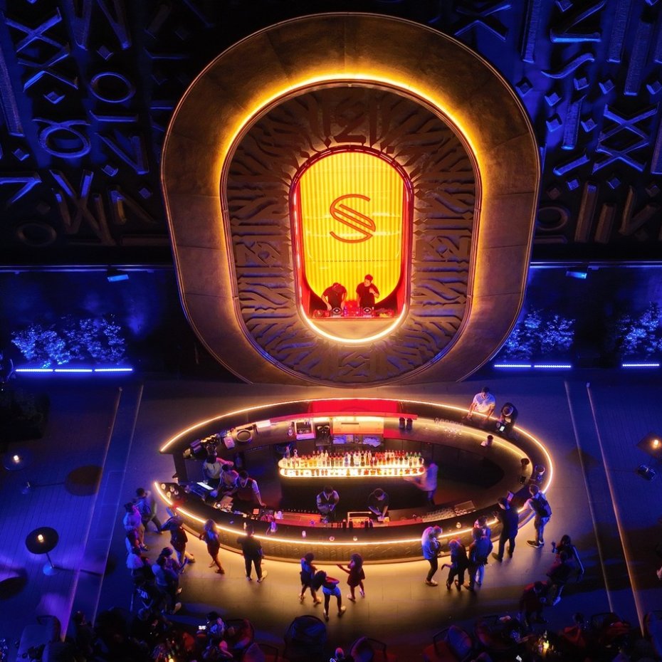 SIN Rooftop Bar Bangkok