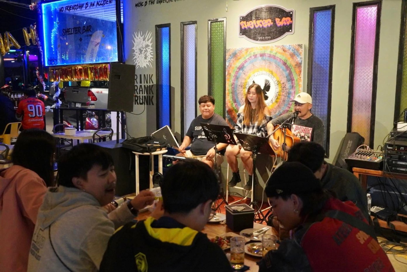Shelter BAR