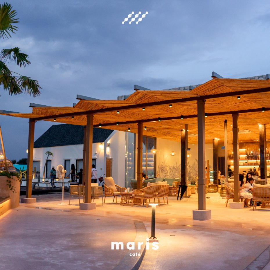Maris Cafe and Eatery