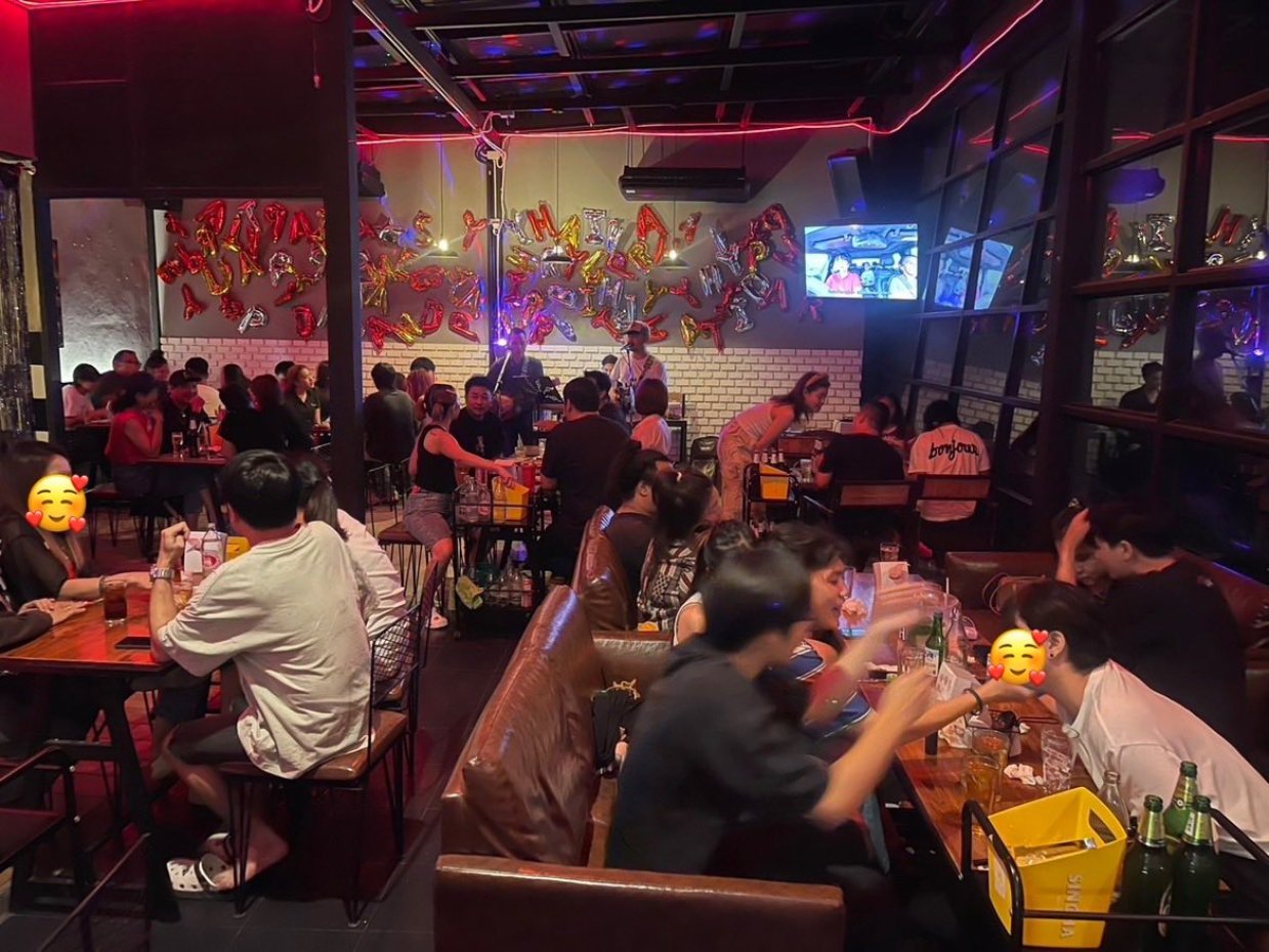 Hong Pok Krong Bar And Bistro