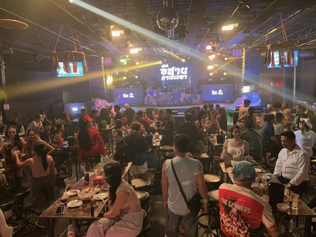 Isan Kan Wela Pattaya